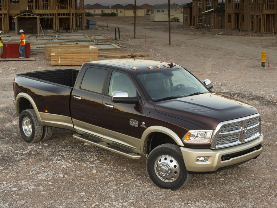  Dodge Ram 3500 Laramie Longhorn Crew Cab 2012 года  (фото 15 из 18)